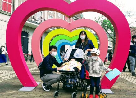 21年5月 花いっぱいのハウステンボスへ Smilesmileproject スマイルすまいるプロジェクト 小児がんとたたかう子どもたちの応援団