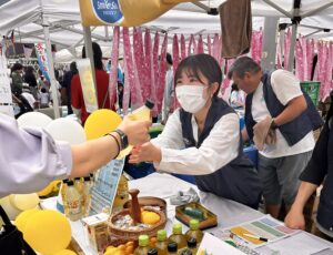 小児がん 小児がん支援 家族旅行 子ども スマイルスマイルプロジェクト ジャパンハート　レモネードスタンド　下北沢　シモキタおやこのまちつどい市　シモキタ線路街空き地